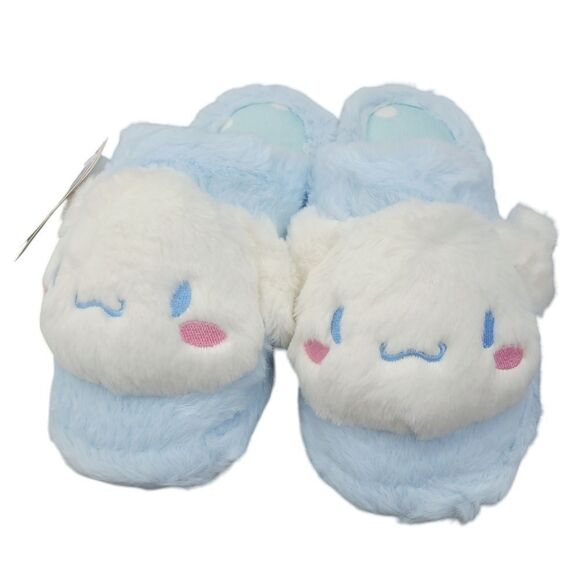 Brand New Sanrio Cinnamonroll Blue Furry Slippers Size: 7US - Picture 1 of 8